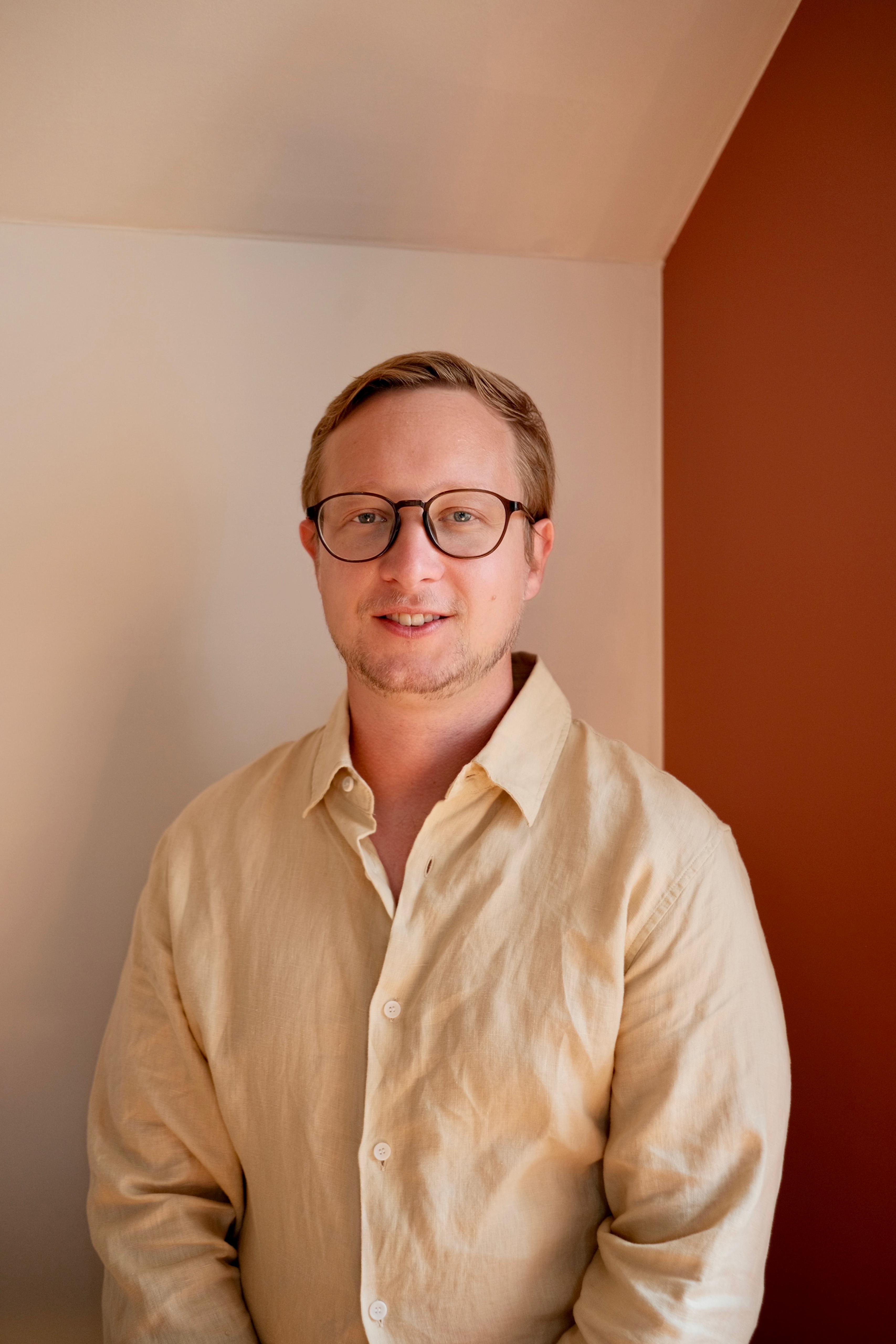 Dan Storms profile